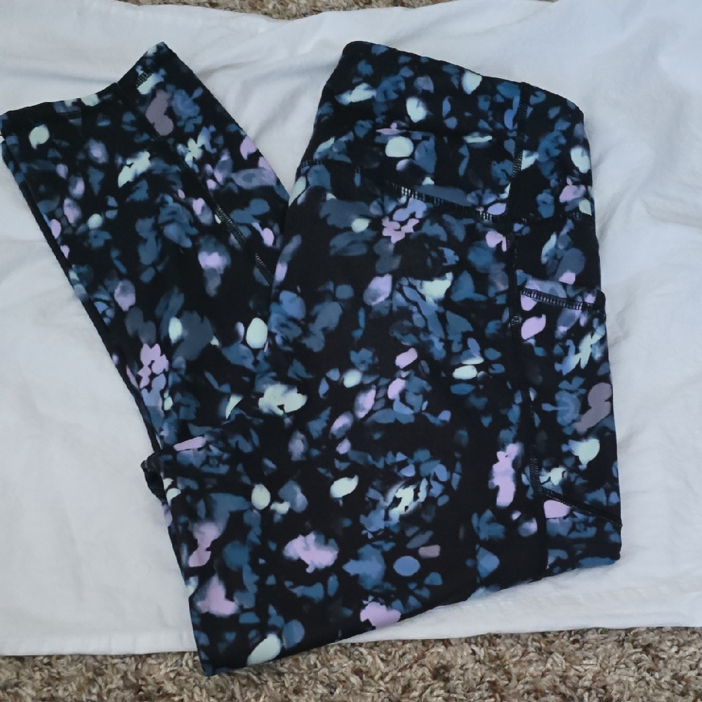 GAIAM Black and Purple Floral Leggings
